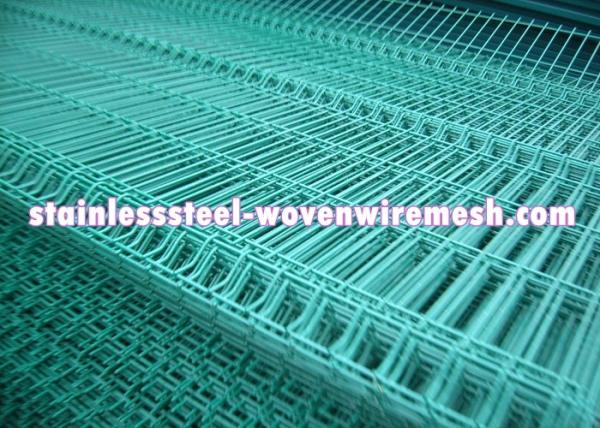Low Carbon Steel Welded Wire Mesh Fencing Panels Curved Excellent Corrosion Resistance