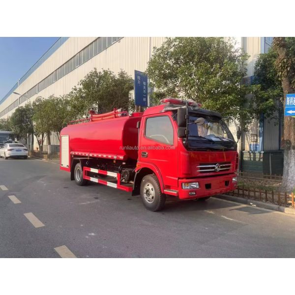 Factory DFAC DongFeng Small Fire Truck Forest Fire Fighting Water Tank Fire Truck