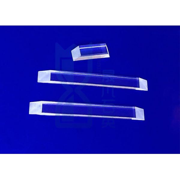 Лаборатория стеклянной пластинки кварца машины CNC сплавила листовые стекл кремнезема