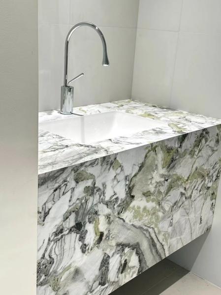 Cold Emerald Jade Marble Bathroom Washbasin | Ice Green Translucent Vanity