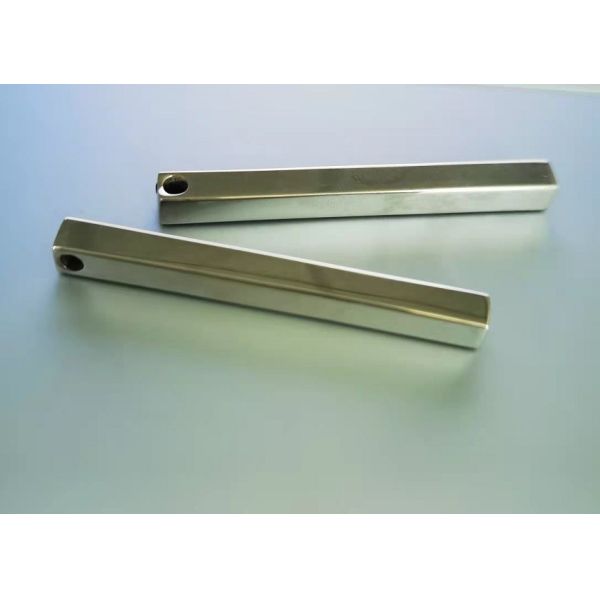 Stainless Steel Silver Jewelry Components Pendant Grounding PVD Coating