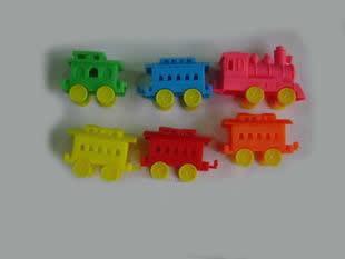 Colorful Train Plastic Birthday Cake Candle Holders Sets Customized Free Sample