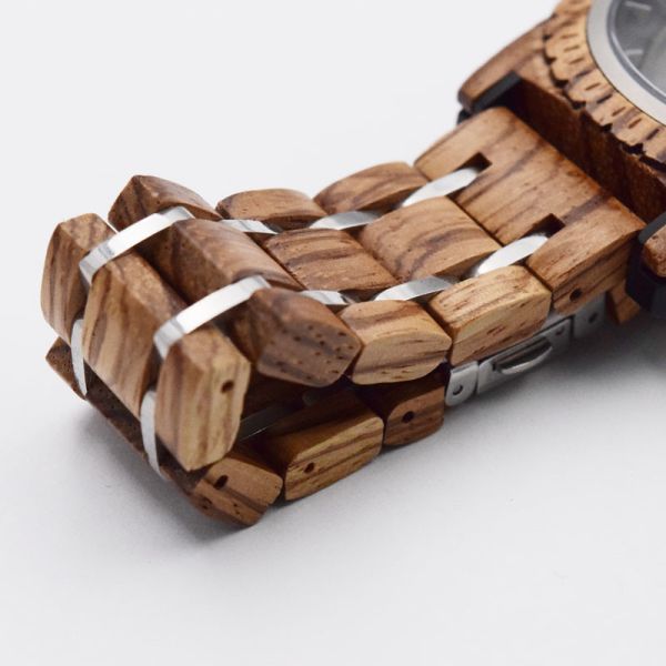 Sapphire Glass Automatic Wrist Watch Analog Dial Display 2 Years Battery Life