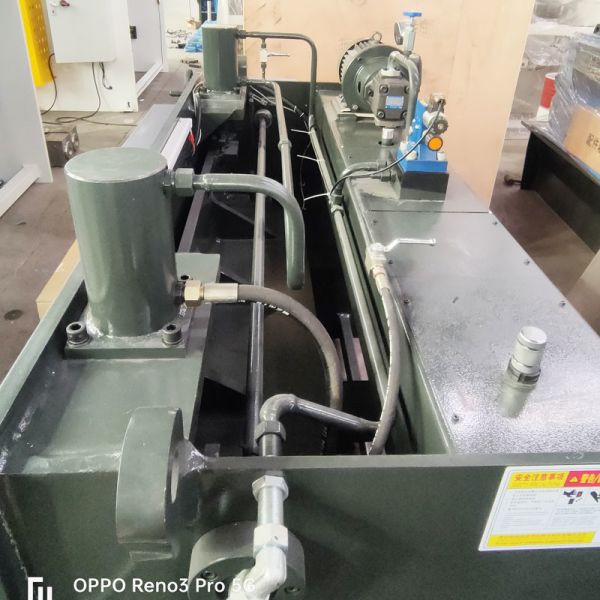 Metal Plate Hydraulic Guillotine Cutting Machine Shears 4x1600mm Long Life