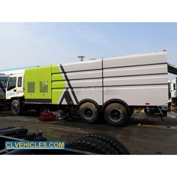 FVZ CXA 300hp ISUZU Road Sweeper Truck 6X4 With High Pressure Water Cleaner