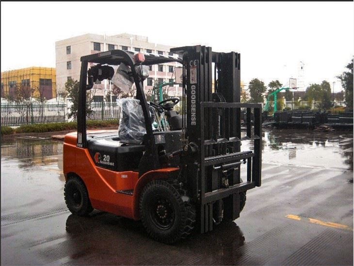 2 Ton Diesel Forklift Goodsense Environment Friendliness Long Wheelbase Design Diesel Counterbalance