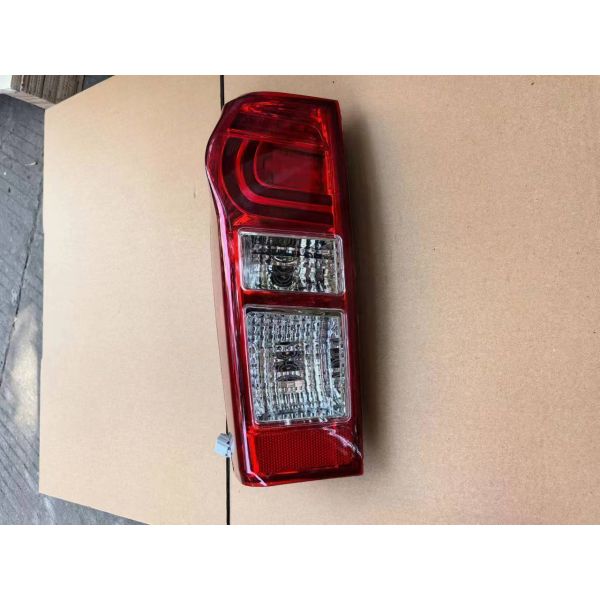 Dmax Rear Lamp 8982330912 Model Year 2015 Left Side Isuzu Pickup Electric Auto Parts Plug 5 Pins