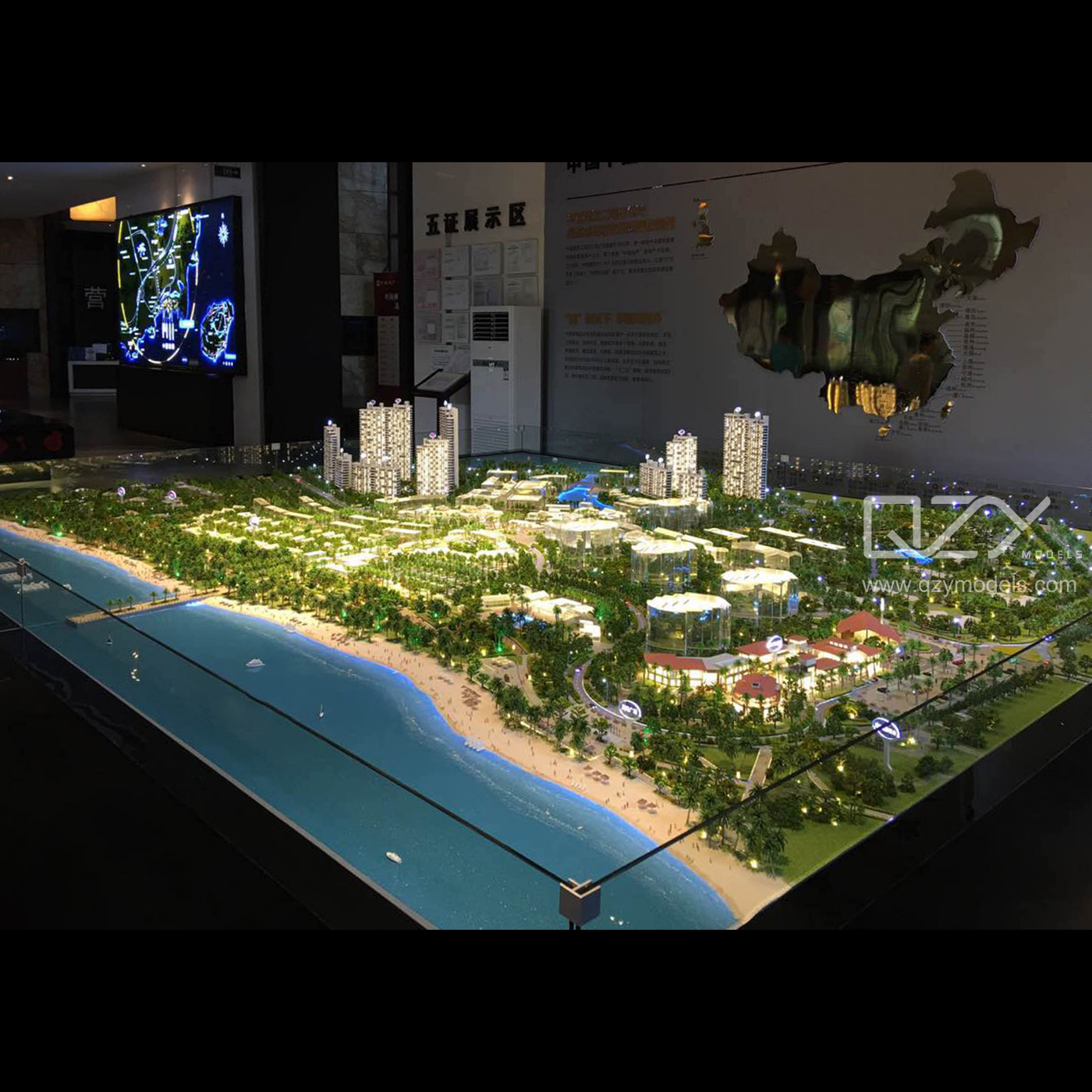1:300 Scale Urban Concept Architectural Physical Model with Full Lighting and Laser Cutting for Villa Display
