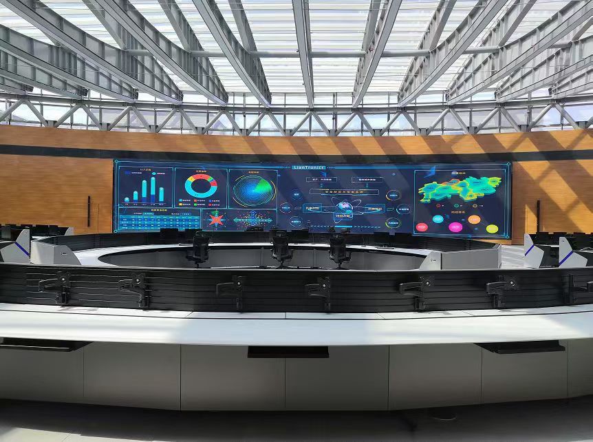 Command Center Small Pitch LED Screen Display P0.9 P1.2 P1.5 100000-Hour MTBF Dual Redundant Signal Inputs