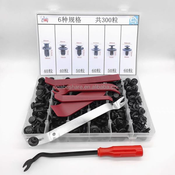 Des fixations en plastique universelles pour les pare-chocs et les ailes de voiture