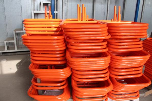 8'x10' constuction chain link mesh 2¼x2¼(57mmx57mm) diameter 11.5ga/2.75mm cross brace HDG 275 gram tubing 1¼32mm