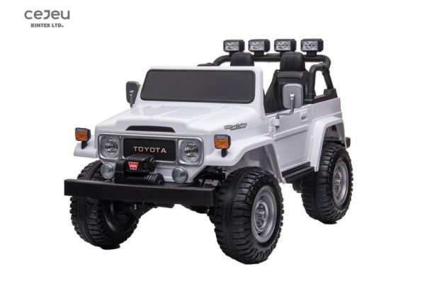 Four Wheel Suspension Off Road Ride On Car Electric 12V 4.8KM/H