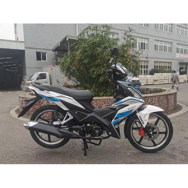 L'Azerbaïdjan et l'Ukraine à vendre à chaud 125cc super cub moto 110cc moto moto importation pas cher moto 125cc moteur ZS