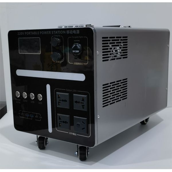 ODM AC5000 d'OEM personnalisable portatif de centrale de la capacité 5000W élev