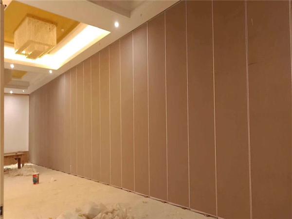 Restaurante do hotel que desliza a parede de separação acústica/que pendura separações à prova de som dos divisores de sala