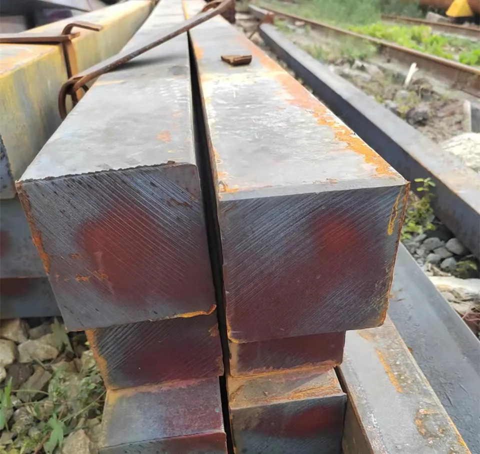 Q235 Ss400 Alloy Ms Square Стальная заготовка Горячекатаный углеродистый дамаск Круглый стержень 150 мм