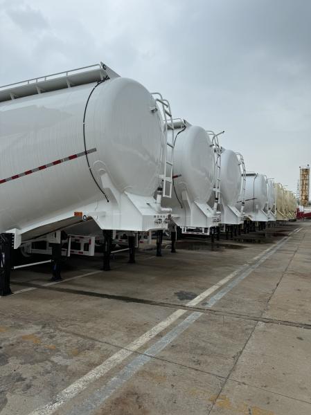 60t Max Payload CIMC Meters Cement Bulker Semi-Trailers Tanker for Customer Requirements