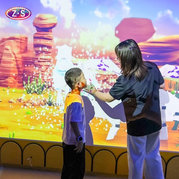 1024*768 Interactive Painting Games LCD Touch Table Remote Control Operation