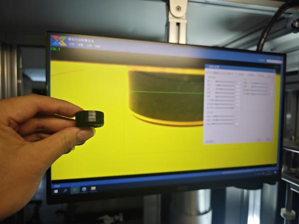 Automatic intelligent visual inspection machine for plastic PP parts