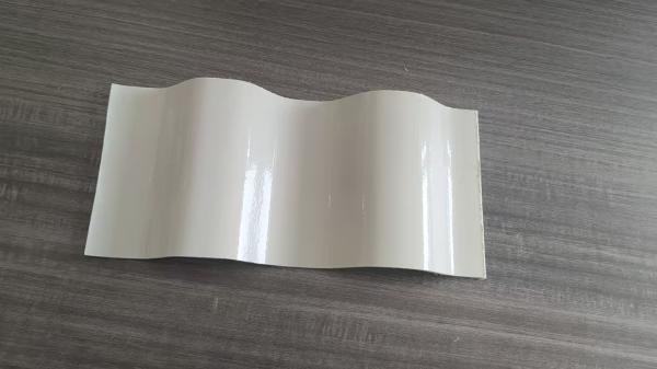Las hojas de FRP planas personalizadas resistentes al clima están disponibles en una variedad de colores