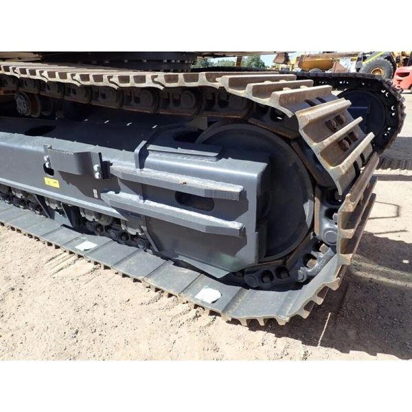 Japan Used Doosan DX300LC Excavator with 2.9TON Operating Weight and Original Cylinder