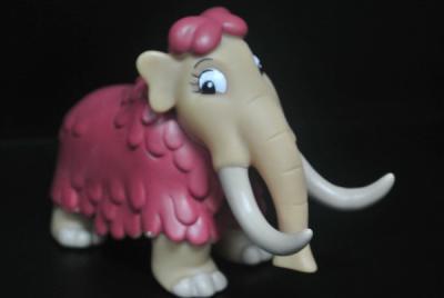 Mammoth Elephant Collectible Vinyl Toys With Long White Tooth 8*7*5cm