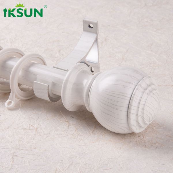 1.2mm Thickness Modern Wood Curtain Rod For Hotels Decorative