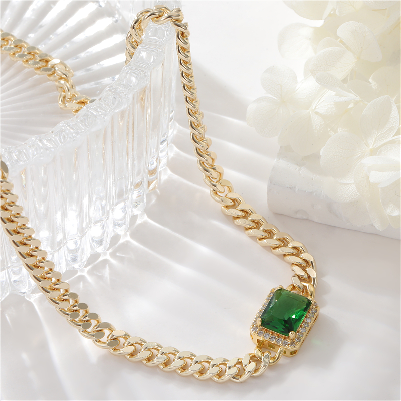 Jiexing Fashion Jewelry Necklaces for Women Brass Cuban Chain Green Zirconia 14K Gold Plated High Quality