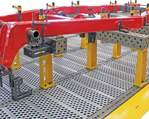 Anti - Skid Punching Plate Mesh , Aluminum Perforated Metal Walkway