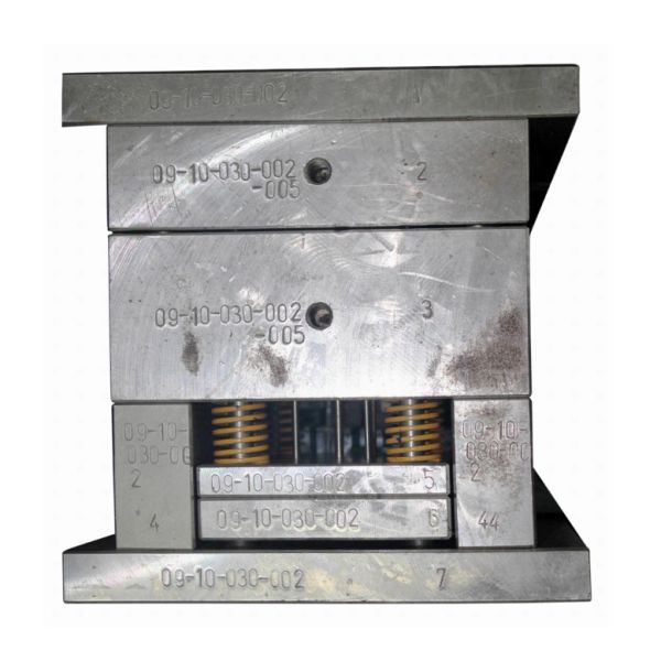 Home Appliance Tooling Single Cavity Nak80 Plastic Mold Making