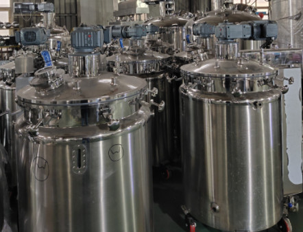 Movable Agitation Mixing Type Softgel Gelatin Melting Tank With Movable Wheel