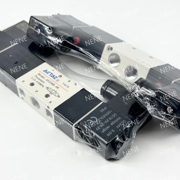 4V330C-10 Aluminum Alloy AIRTAC Solenoid Valve For Pneumatic Machinery And Equipment