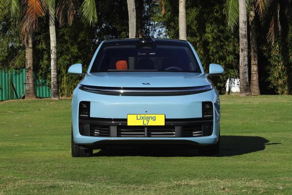 2024 New Hybrid Electric Vehicle New Energy Car SUV Lixiang L7 Extended Range