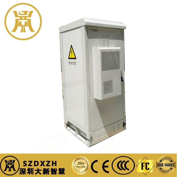 Стандартные IP55 защищенные от погодных условий шкафы оборудования с 19 дюймовой стойкой и охлаждением