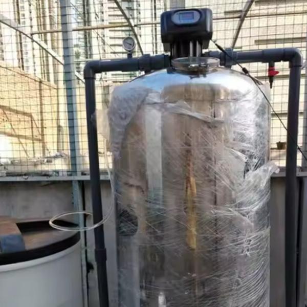 Fully Automatic Water Softener Equipment Ion Exchange With LED Digital Display