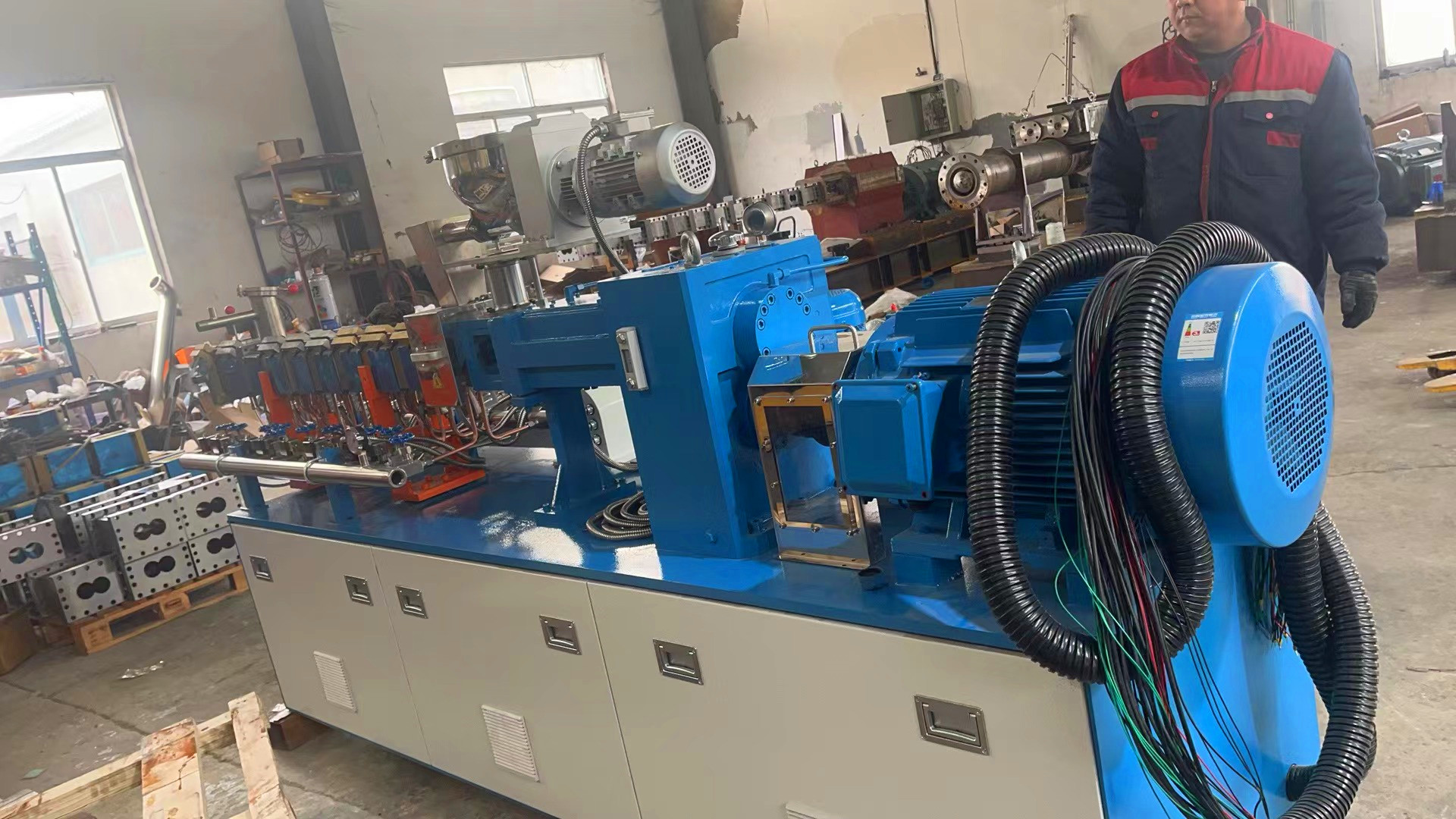 JCD-D 52mm 300-8000kg Co-rotating Twin Screw Extruder For Plastic
