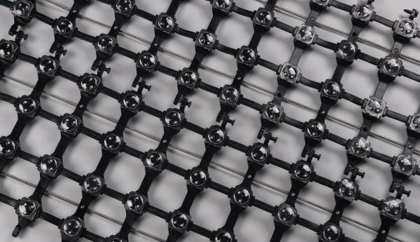 1m*1m LED Mesh Screen 70% Transparency Rate P50 Pixel Pitch LED Screen ODM OEM
