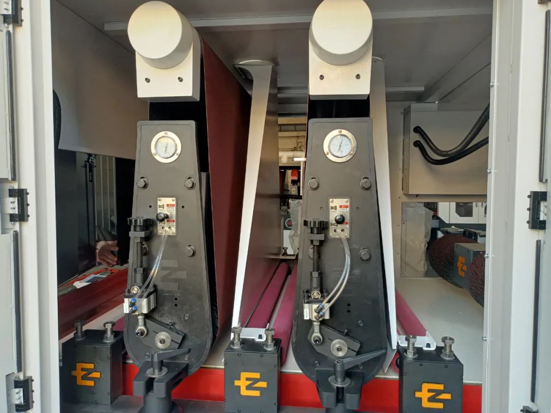 Ejon YZ1300SS Металлическая плитка с режущей ржавчиной с 47 кВт общей мощностью