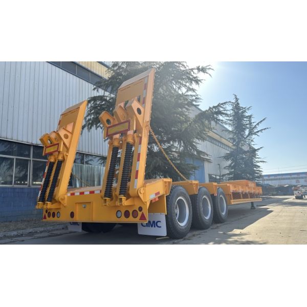 CIMC 3 Axle Low Bed Truck 60 Ton Low Loader Semi Trailer for Sale