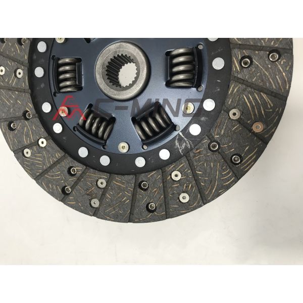 4JB1 ISD145U Isuzu Clutch Disc 240*160*25.6mm*24 Teeth