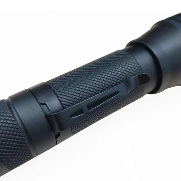 920 Lm 10W Rechargeable Led Torch With USB Port 50hrs Running Time