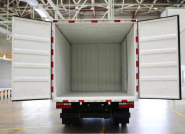 Caminhão leve elétrico puro fechado de Van Truck 100KM/H da escala de 310KM