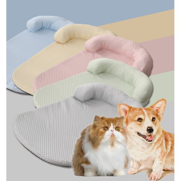 Breathable Ice Cooling Mat For Dogs Biodegradable Pet Friendly For Cooling Nest
