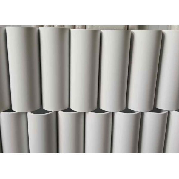 20 KV/mm Breakdown Voltage Al2O3 Ceramic with Thermal Expansion 7.2 X 10-6/K and Dielectric Constant 9.6