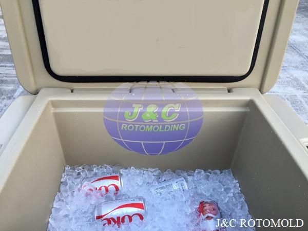 Plastic LLDPE Material Rotomolded Coolers With Wheels And Stainless Steel Handle