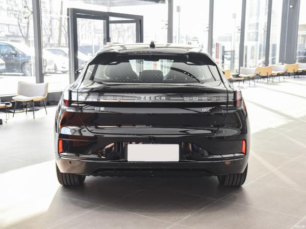 ODM Front Wheel Drivetrain Electric Hybrid SUV Cars With High Charging Capacity