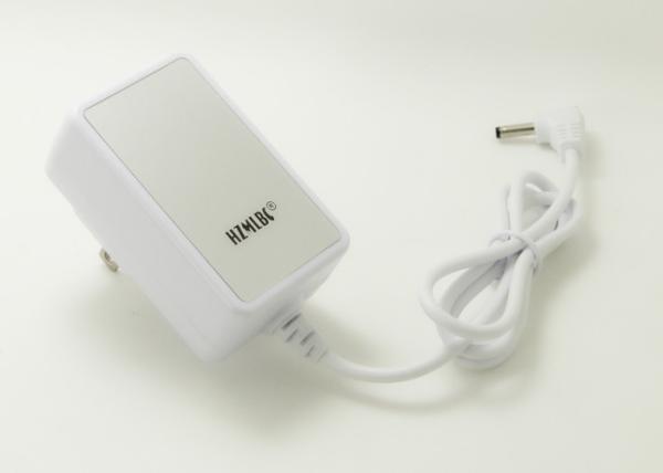 Compact  White Wall Battery Charger For 18650 3.7 V Li Ion Customized Logo