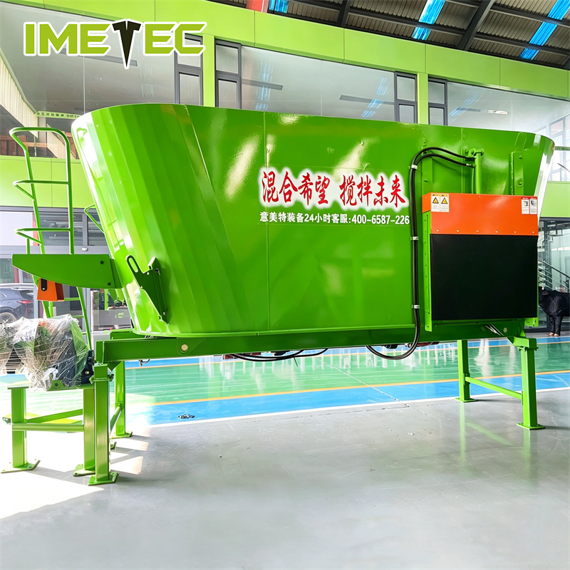 380V Mini Stationary Vertical TMR Feed Mixer 9 -36m³ Customizable