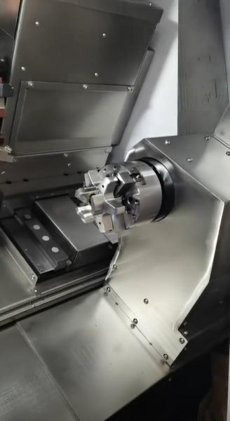 Centre de tournage CNC 5030Y de haute précision A2-6 Fuseau 4500 tours par minute