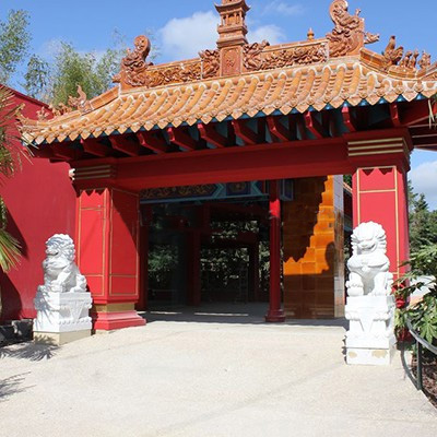 Подгоняйте украшения крыши цвета размера пагоду китайского огромную высекая